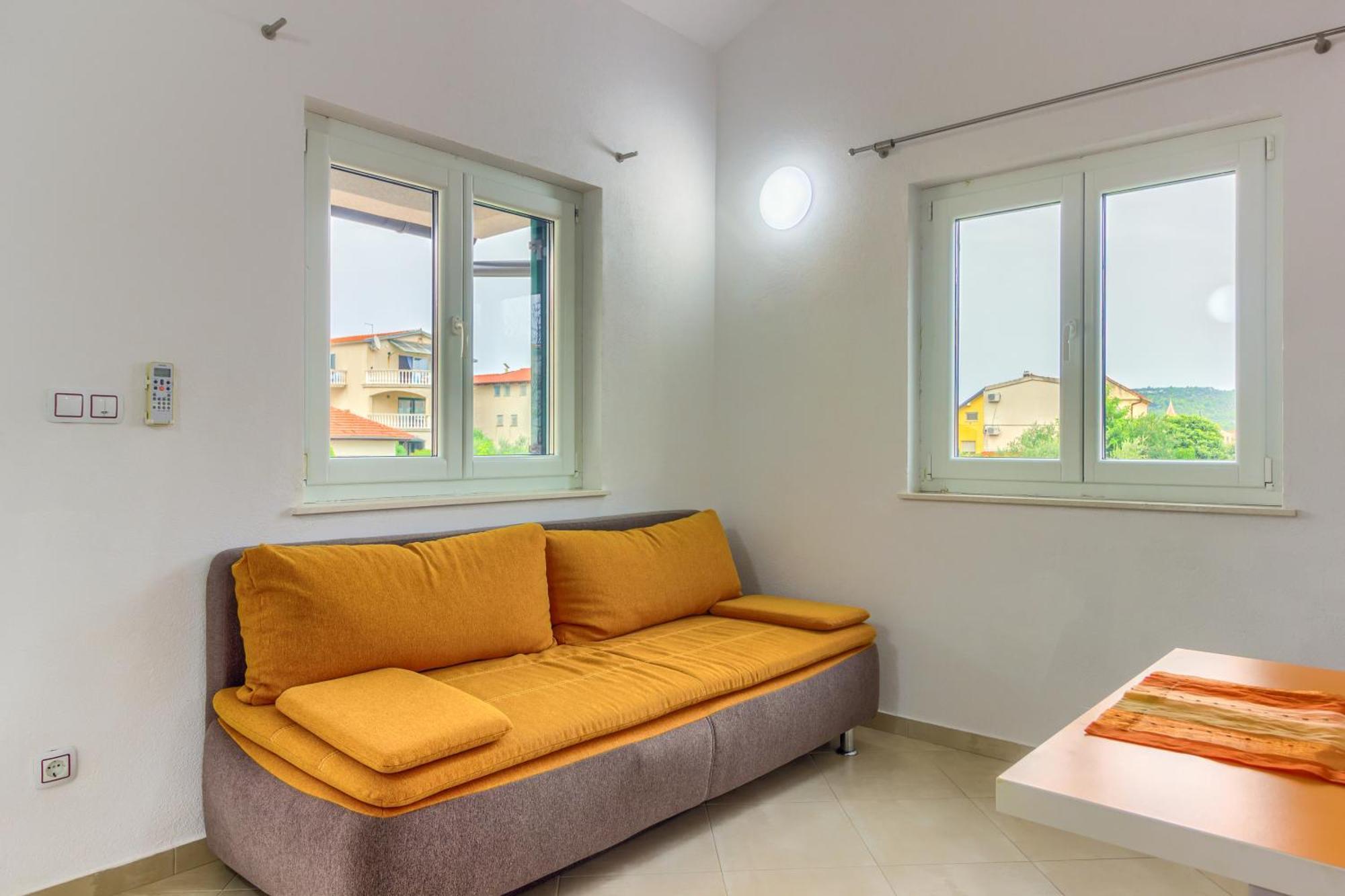 Apartmani Mato Pirovac Kültér fotó